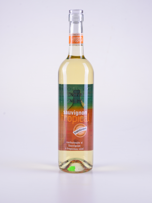 Sauvignon, pozdní sběr, polosuché, 2015 – Znovín