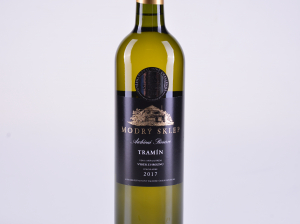 Tramín, výběr z hroznů, polosladké, 2017 – Modrý sklep