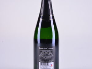 Sekt Classic, šumivé, brut – Znovín
