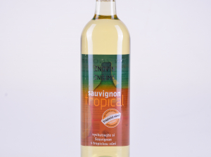 Sauvignon, pozdní sběr, polosuché, 2015 – Znovín