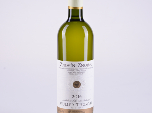 Müller Thurgau, jakostní, polosuché, 2016 – Znovín