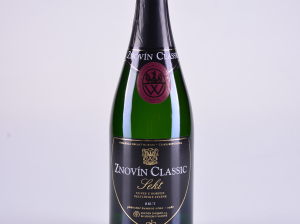 Sekt Classic, šumivé, brut – Znovín