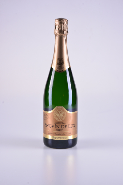 Sekt De Lux, šumivé, brut – Znovín