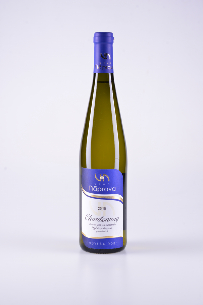 Chardonnay, výběr z hroznů, polosladké, 2015 – Náprava